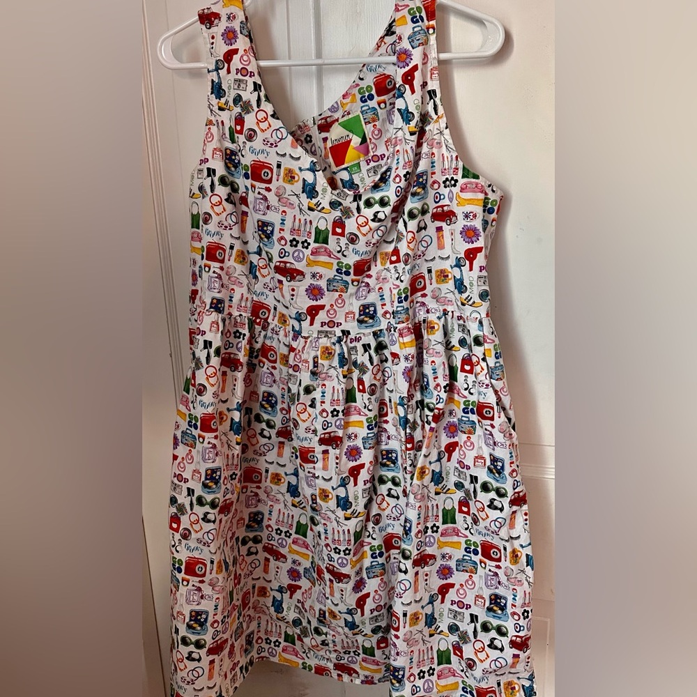 Groovy 60's Pattern Sleeveless Dress From Fervour